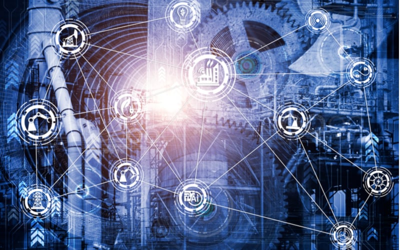 Plug and Work: saiba mais sobre integração de máquinas na indústria de móveis