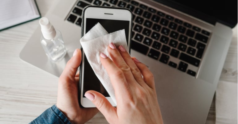 Home office: dicas para manter os equipamentos eletrônicos limpos