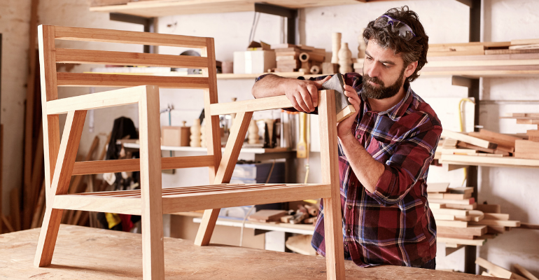 Especialistas apontam os equipamentos essenciais para montar uma marcenaria