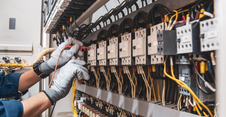 Entenda o que é eficiência energética na indústria moveleira