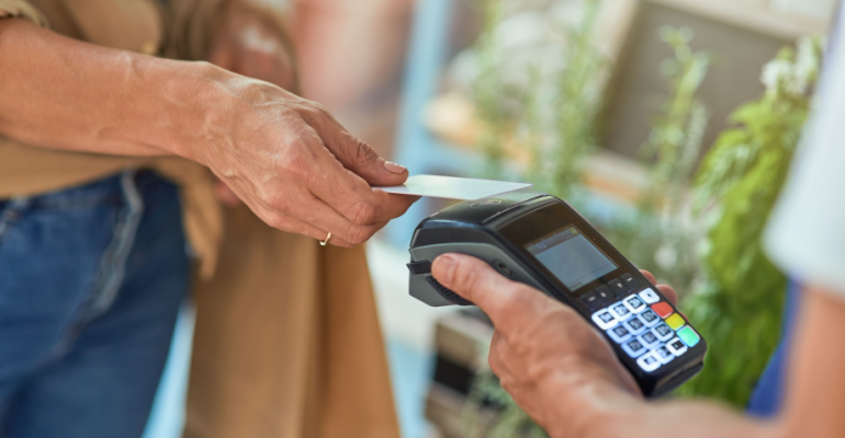Quais formas de pagamento oferecer em uma marcenaria?