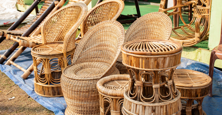 Fabricação de móveis de bambu