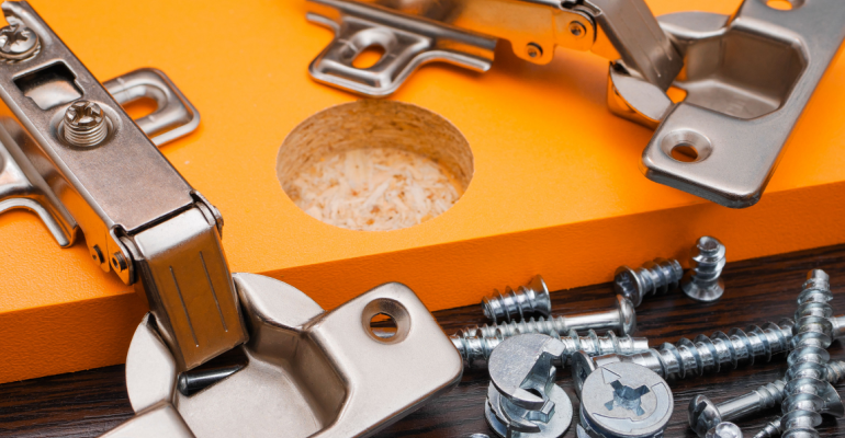 6 mitos e verdades sobre as ferragens para móveis