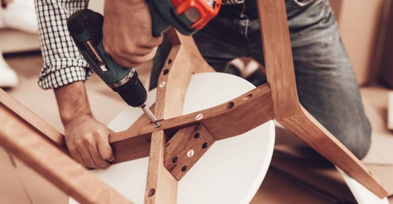 Ferramentas básicas para reforma de móveis