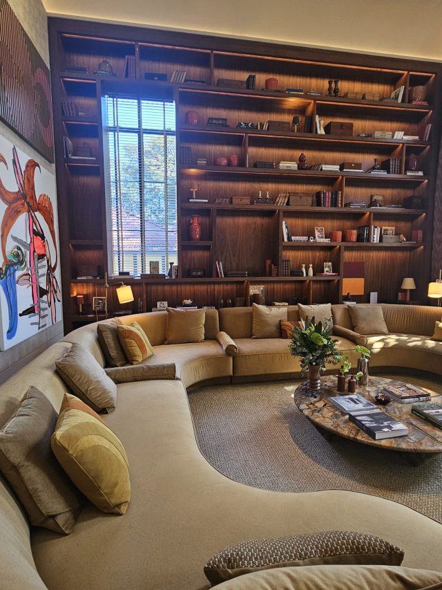 Padrões escuros na CASACOR SP