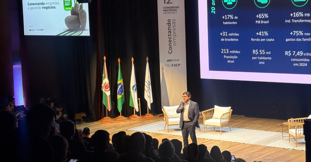 Transformando dados em estratégias para as empresas moveleiras