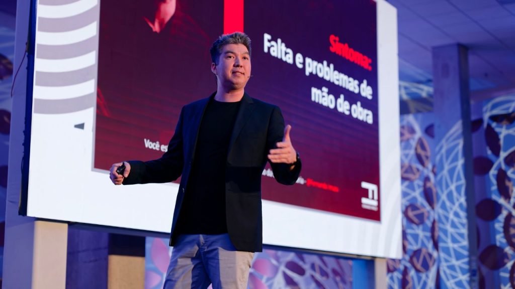 Tentando resolver o problema errado? Os gargalos invisíveis que limitam o crescimento das marcenarias