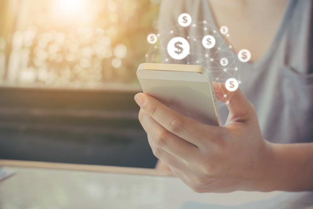 Plataformas digitais ganham força: como alcançar os desbancarizados
