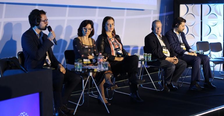 Perdemos os dados, e agora? Traçando rotas de reparo para quem foi atacado