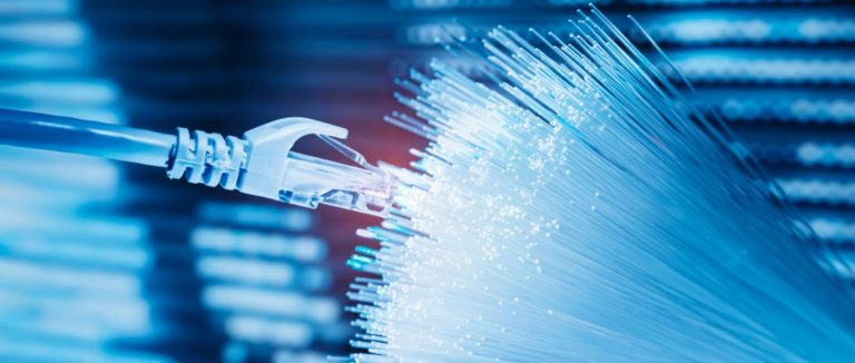 Como um provedor de hospedagem pode ganhar mais com IA, marketing e ispmanager