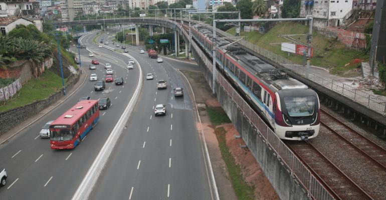 Inovação da locomotiva elétrica no Brasil
