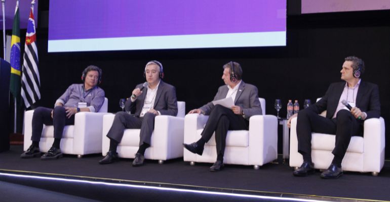 Futuro sobre trilhos: novas perspectivas para o transporte de carga e passageiros no país