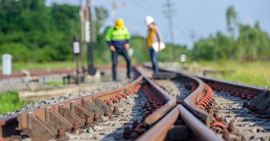 Materiais poliméricos para uso ferroviário