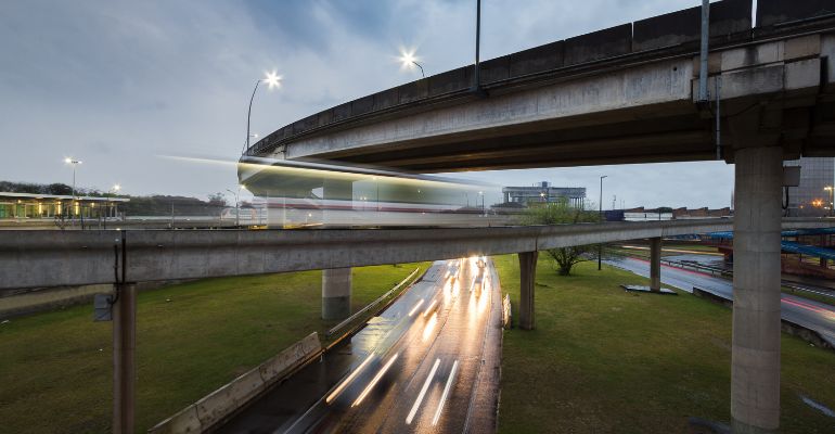 Aeromóvel: mobilidade urbana e transporte de cargas sustentável