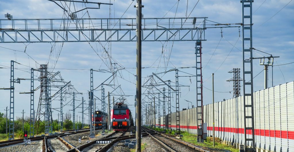 Blockchain nas ferrovias: avanços da tecnologia ferroviária e inovação logística