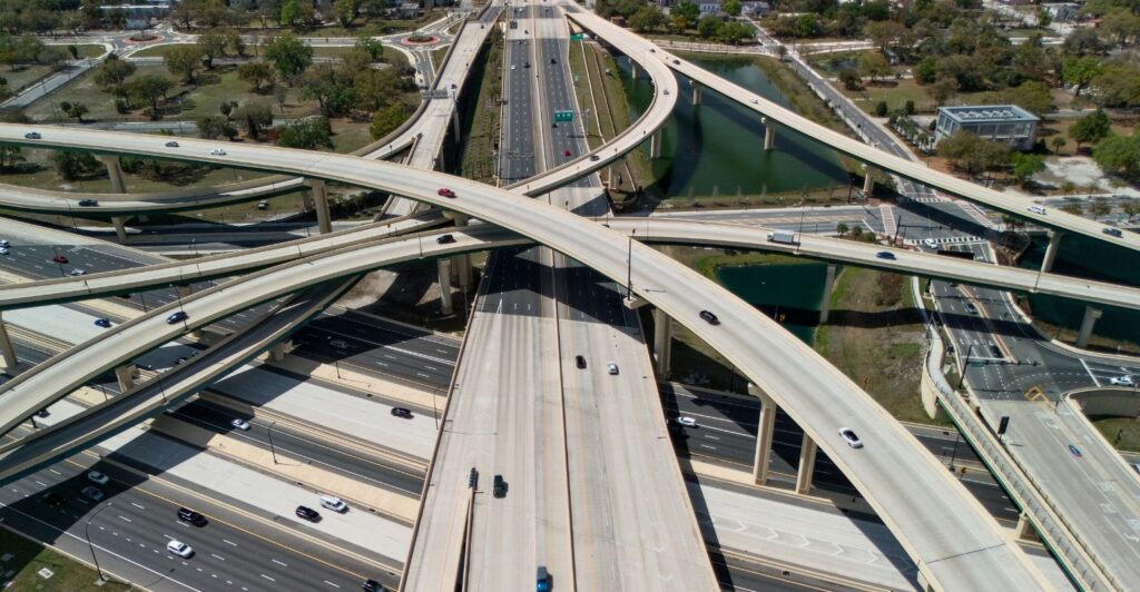 Investimentos em infraestrutura devem chegar a R$ 310 bilhões em 2026