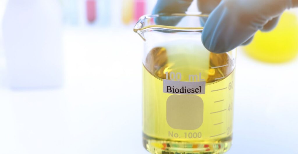 Avanço do biodiesel no diesel impacta operações de transportadoras, aponta levantamento da FETCESP