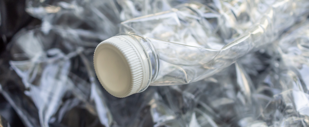 Como deve ser feita a higiene do plástico para reciclagem?