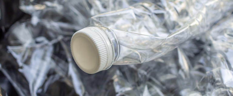 Como deve ser feita a higiene do plástico para reciclagem?