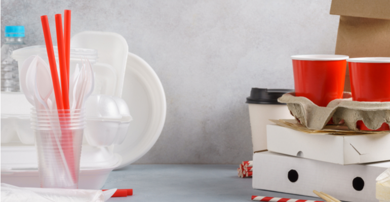 Embalagens plásticas vs. materiais alternativos: comparando os impactos ambientais