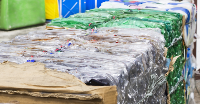 Dados sobre o trabalho de reciclagem de plástico no Brasil: panorama atual e novas possibilidades