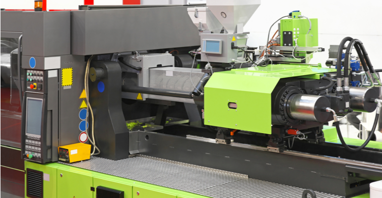 Comparativo entre injetora elétrica e hidráulica: custos e eficiência na indústria do plástico