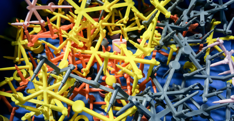 Entenda como funciona a análise de falhas em peças plásticas