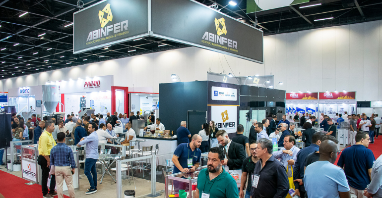 Plástico Brasil dá show de tecnologia para toda a cadeia do plástico