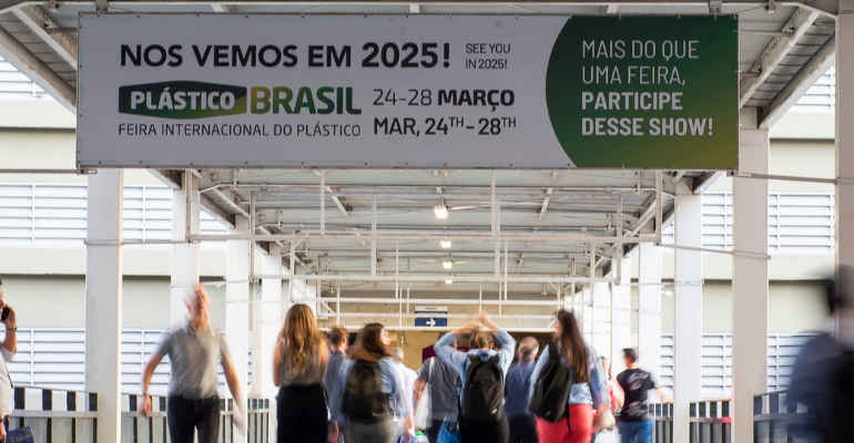 É saudade que fala? Plástico Brasil 2023 recebe público superior ao da última edição
