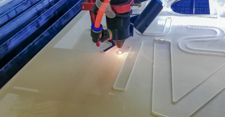 Raio X dos Materiais: PMMA (Acrílico)