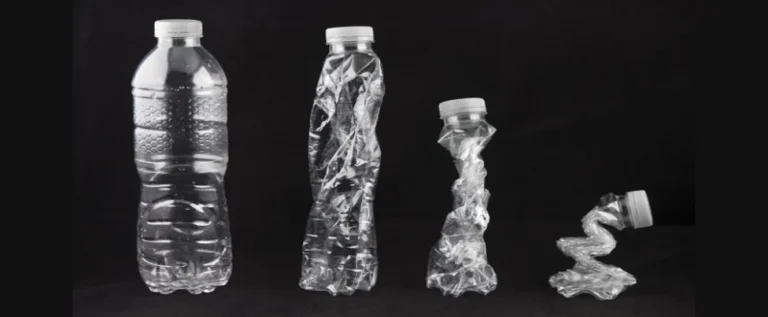garrafa de plástico que passou pelo processo de ecodesign na indústria do plástico