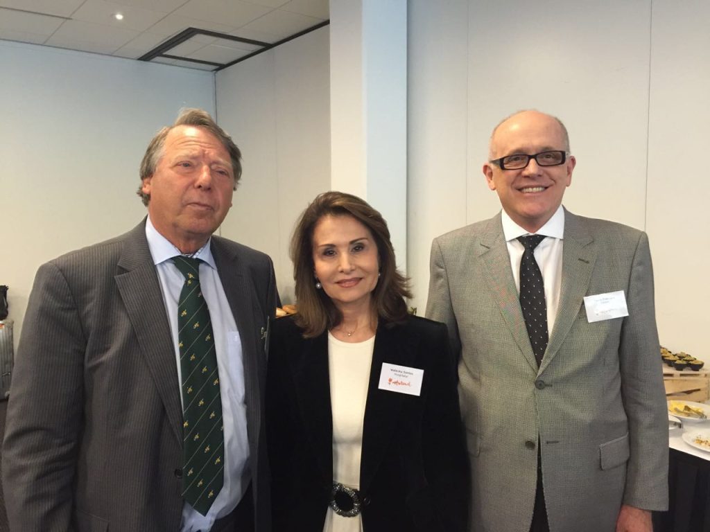 Dra. Waleska Santos palestra para dirigentes da Saúde na Holanda