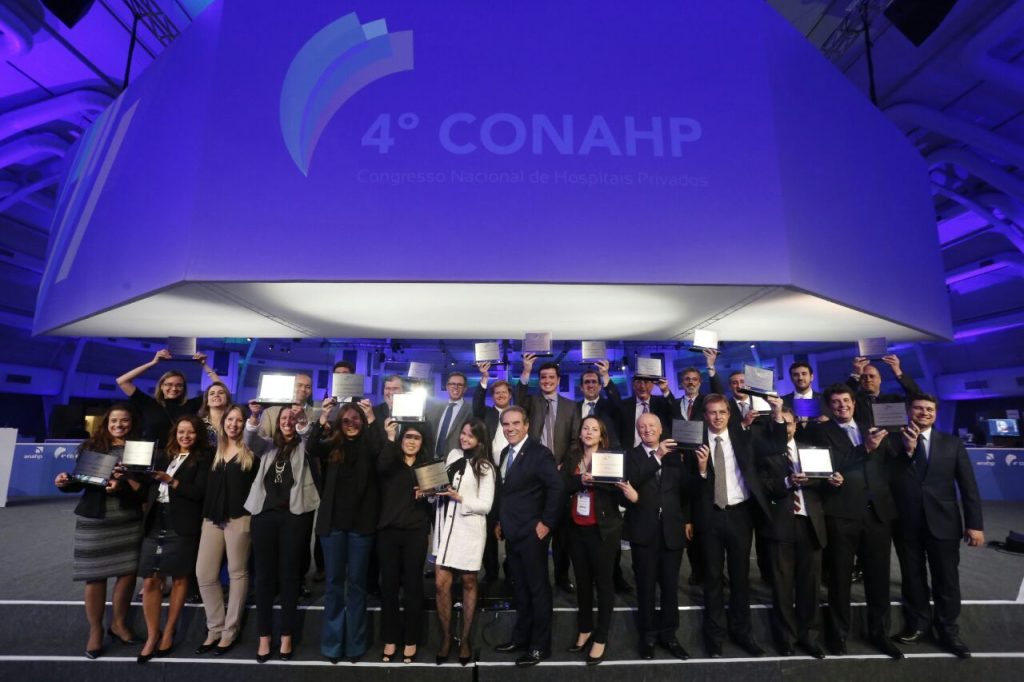 4ª Conahp discute ética e transparência para a sustentabilidade da saúde.