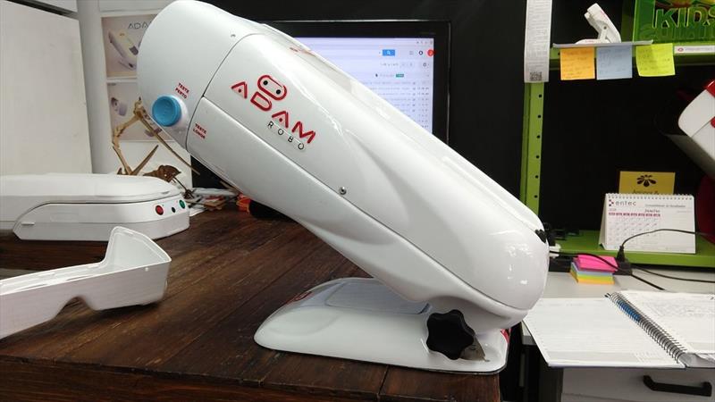 Startup cria robô portátil que realiza testes oftalmológicos