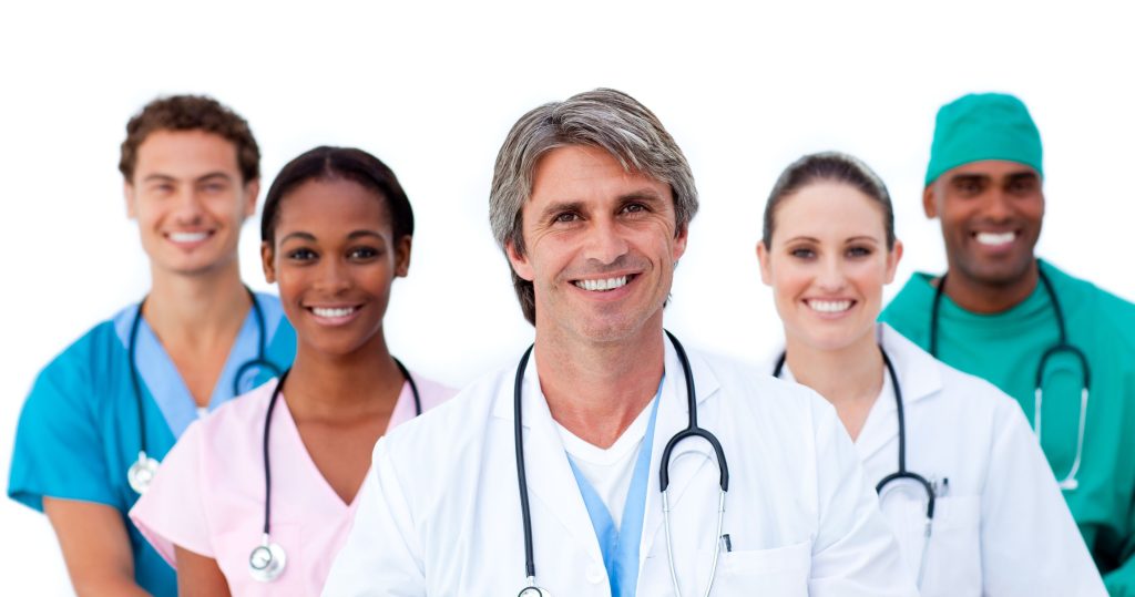 Revalida obrigatório para formados no exterior vai melhorar qualidade da Medicina no Brasil