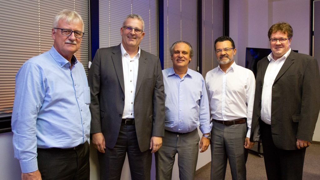 EMS e Bosch firmam parceria estratégica para implementar a primeira Indústria 4.0 no setor farmacêutico na América Latina