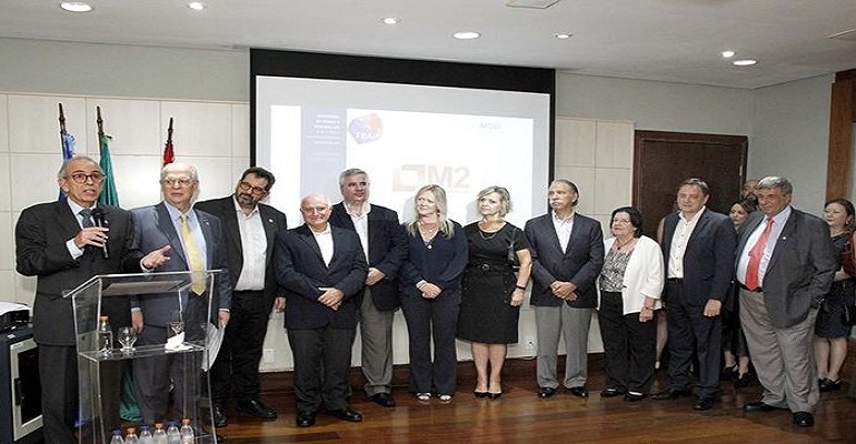 Equipe multidisciplinar no conselho da FBAH
