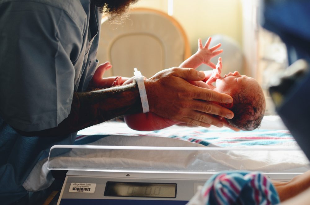 Novo teste de compatibilidade pode identificar o risco de 6 mil doenças hereditárias