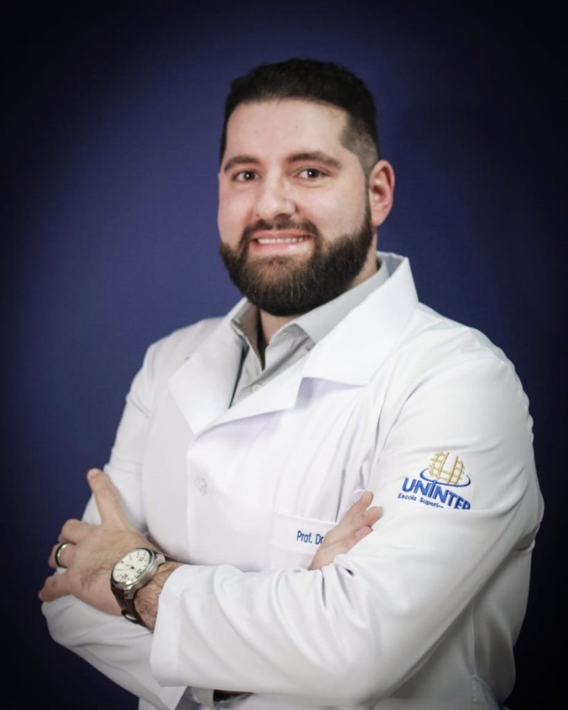 O papel do auditor no controle de qualidade em saúde