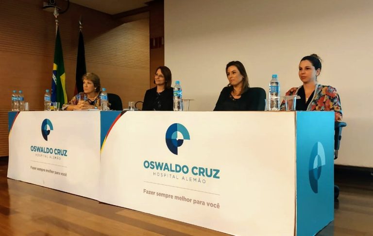 Debate com as nutricionistas Rosicler, Neusa, Gabriela e Fernanda