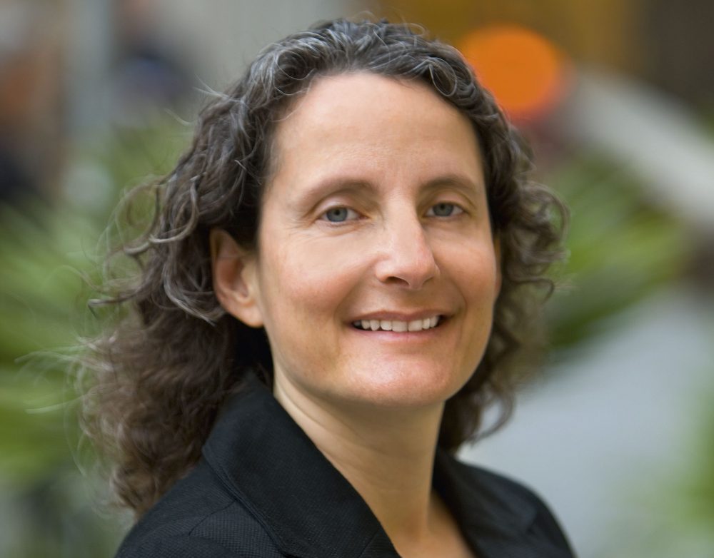 Denise Basow é nomeada entres as 25 principais líderes da indústria de tecnologia para saúde