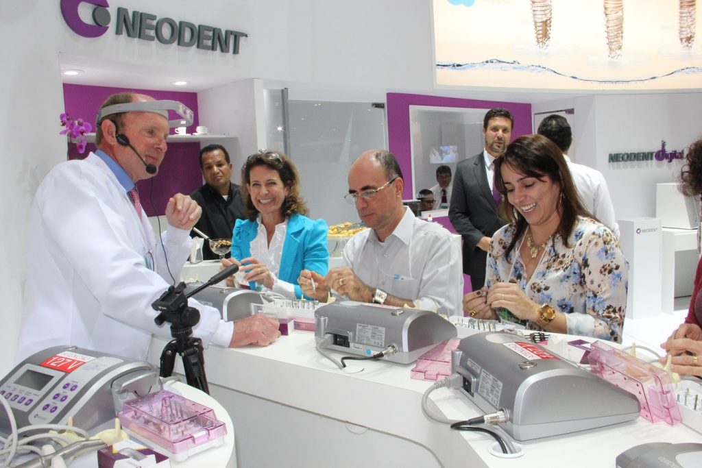 Neodent apresenta novidades durante o CIORJ