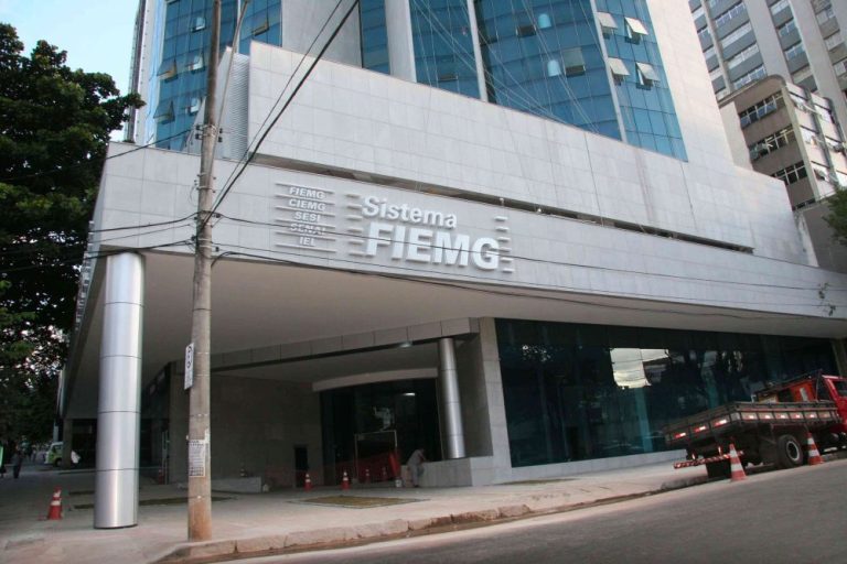 Aliss024:Fiemg2Alisson J. SilvaNova sede da Fiemg - 27/05/10