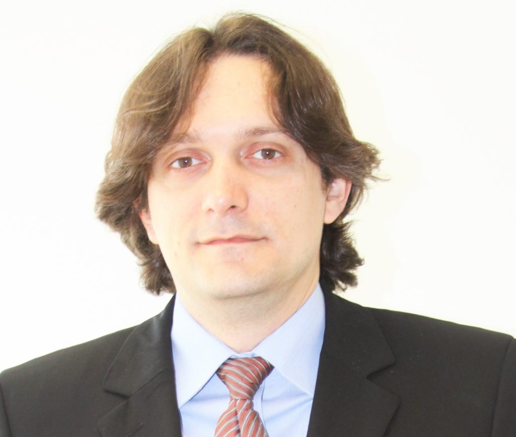 “Médico parado é como avião no chão”
