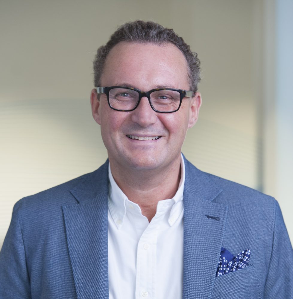 Mark Britnell afirma que não há profissionais suficientes para garantir o futuro da saúde no mundo