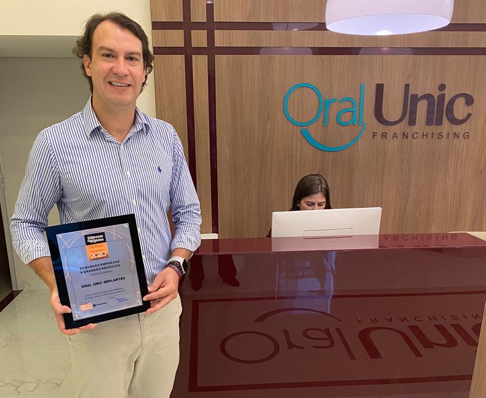 Oral Unic recebe cinco estrelas no prêmio Melhores Franquias do Brasil 2020