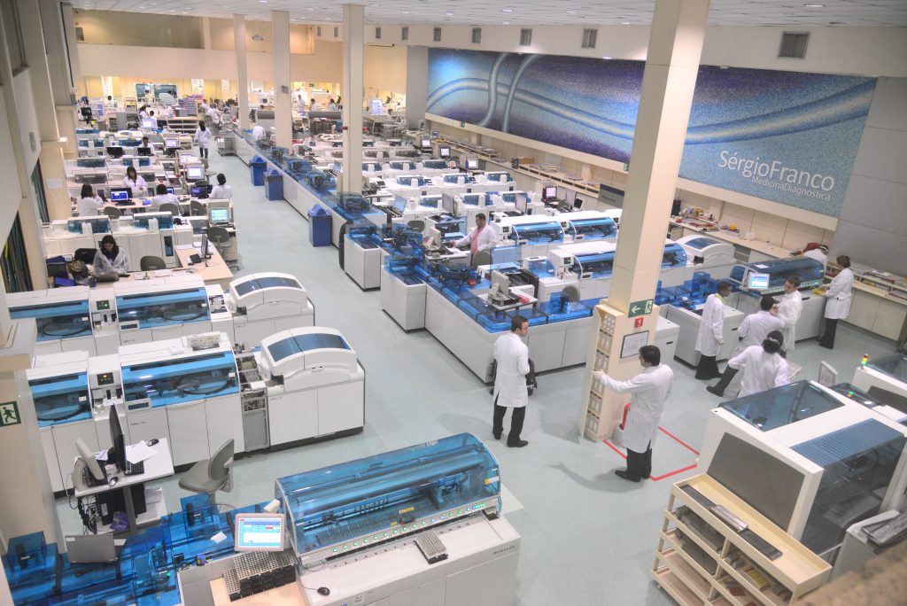 Laboratório carioca leva 24 trabalhos científicos ao maior congresso de análises clínicas do mundo