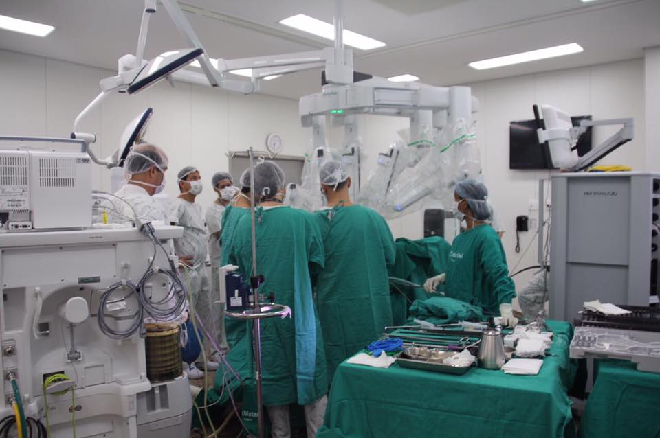 Sistema cirúrgico robótico de última geração chega a MG
