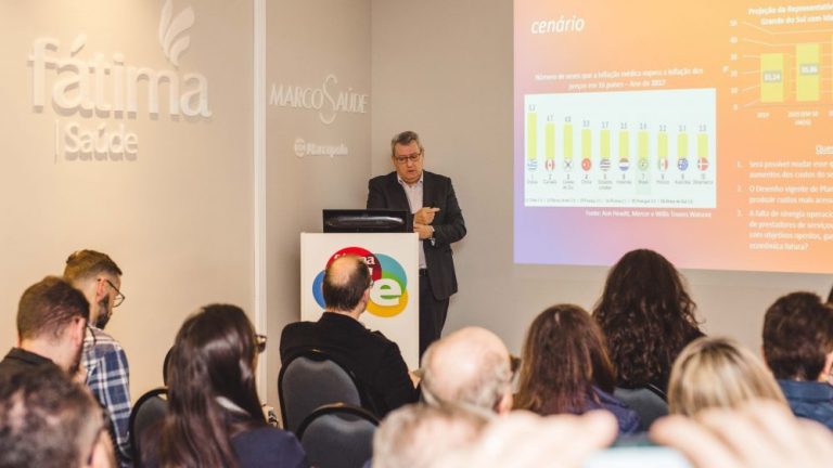 Roberto Zottis, diretor geral do Fátima Saúde