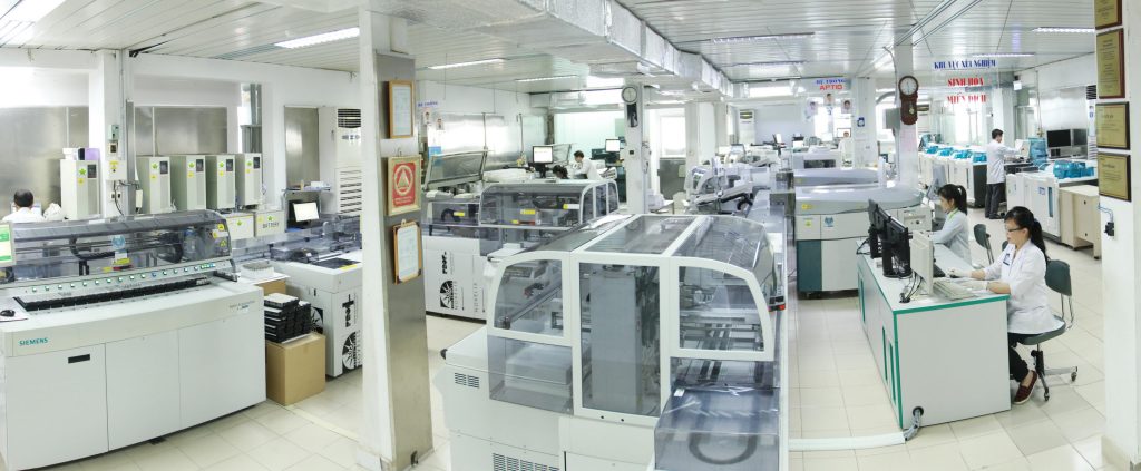 Fleury Medicina e Saúde e o Hospital Sírio-Libanês inauguram plataforma de análises clínicas totalmente automatizada